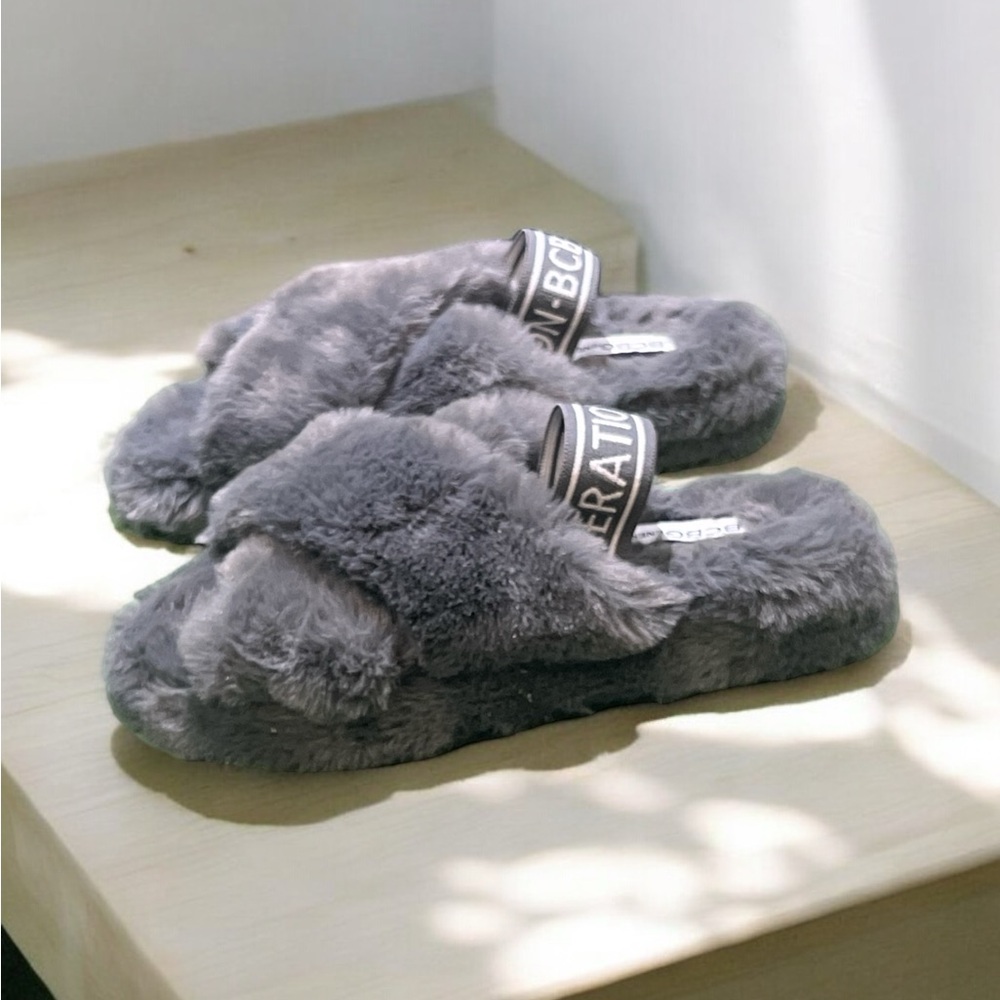 BCBGeneration Women’s Soffi Faux Fur Slingback Slippers Size 7. - Picture 3 of 5